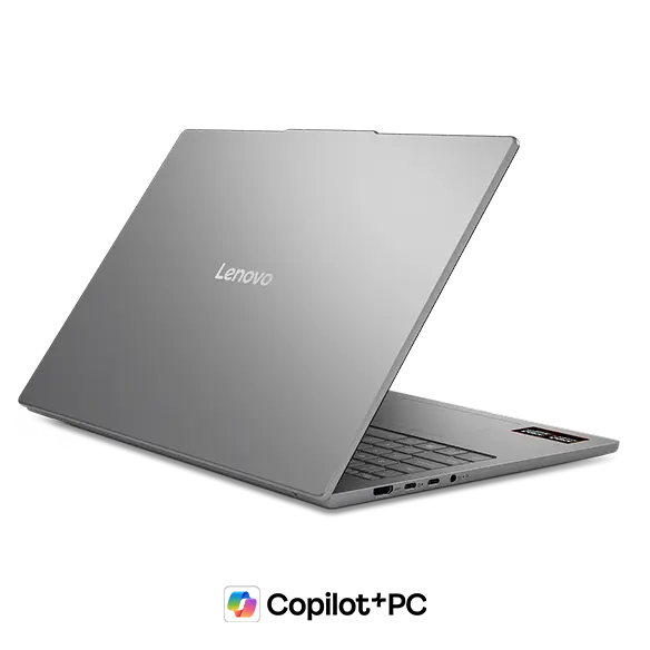 Lenovoロゴが映えるシンプルな天板