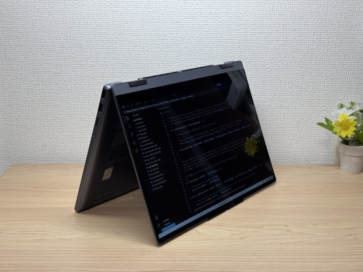 テントモードで設置したところ