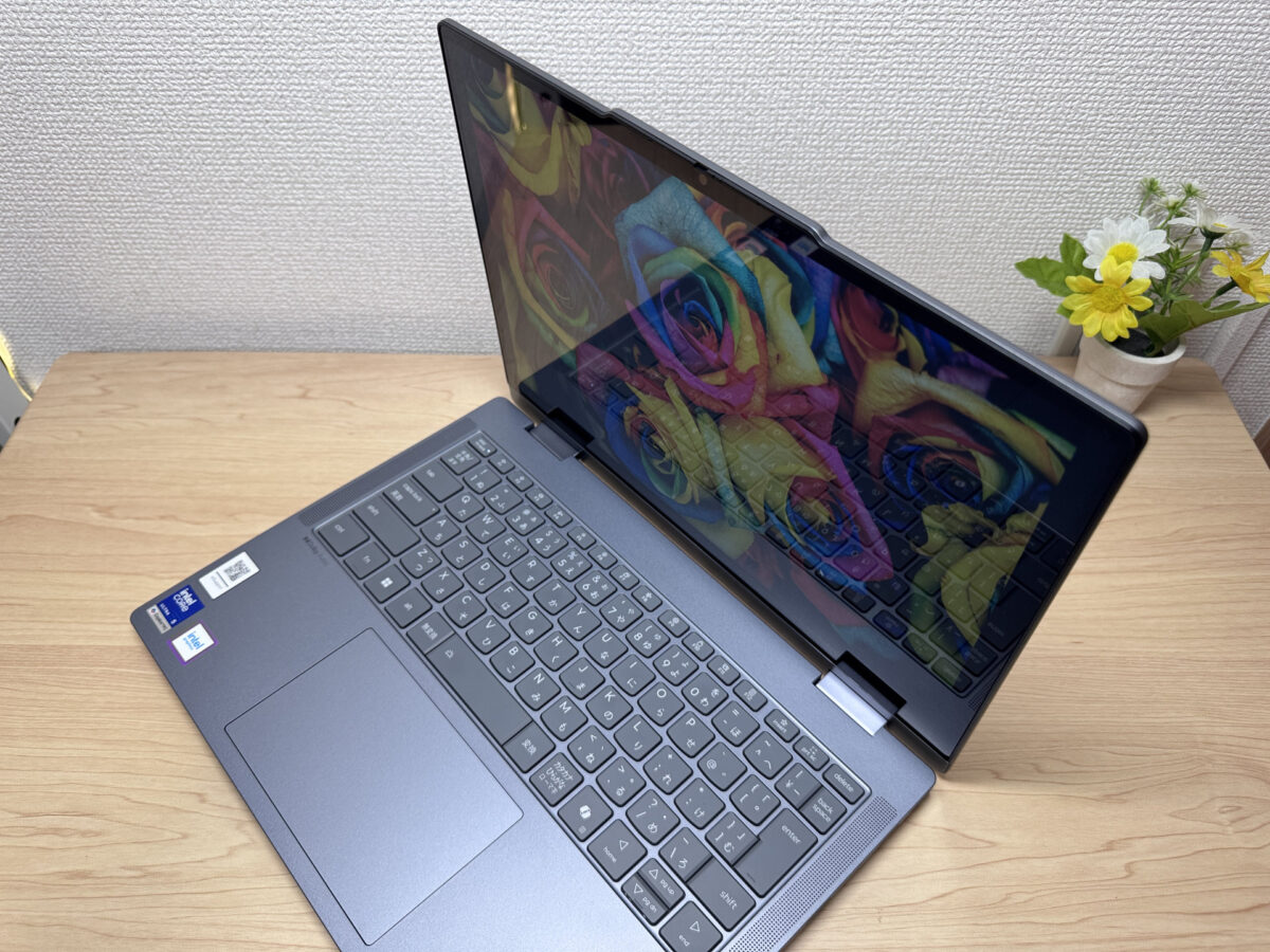 斜めから見たディスプレイの色変化