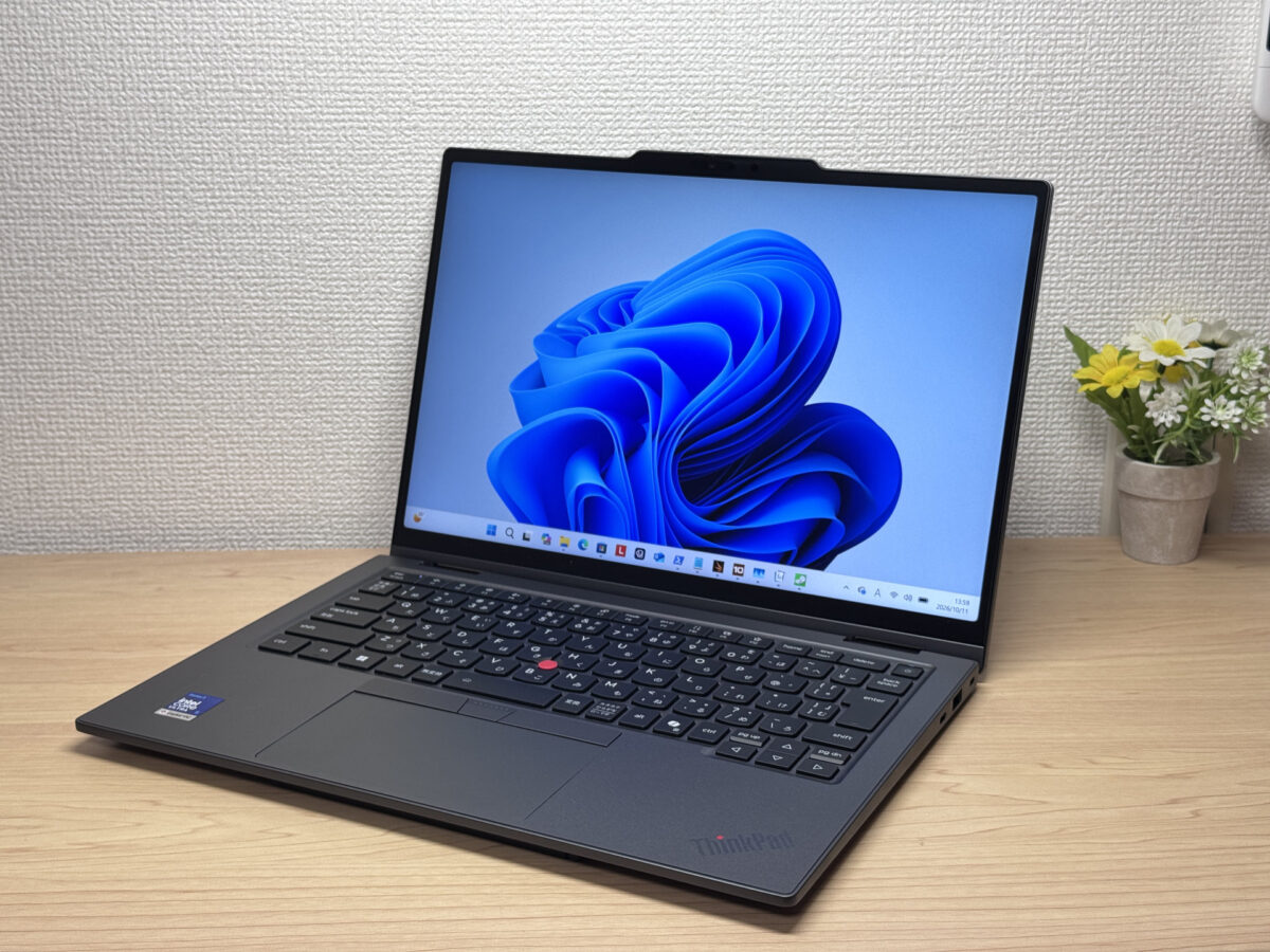 ThinkPad X1 2-in-1 Gen 11 Aura Editionの正面
